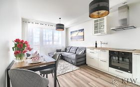Klw Apartments Rey